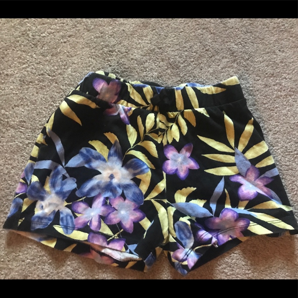 Girls tropical shorts
